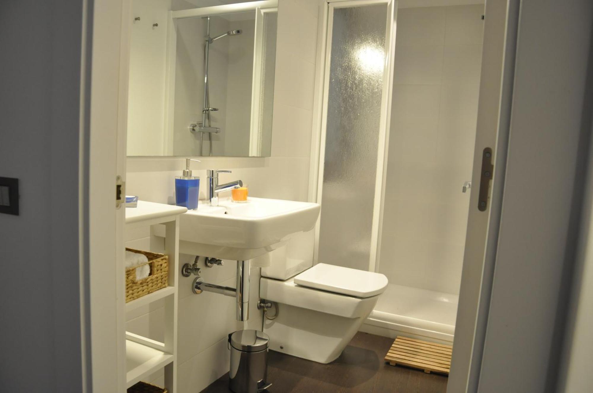 Apartament La Placeta Figueres ภายนอก รูปภาพ