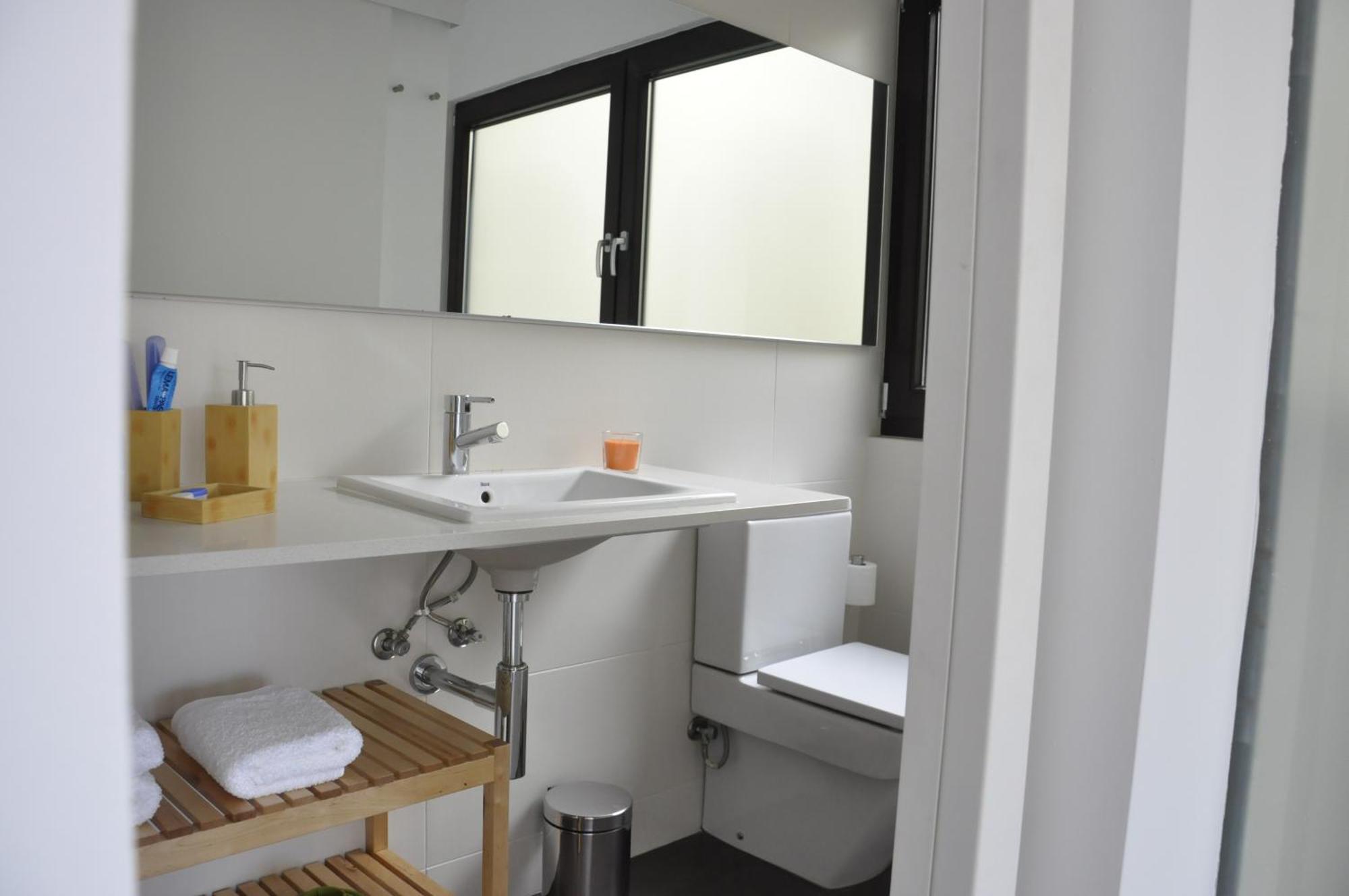 Apartament La Placeta Figueres ภายนอก รูปภาพ