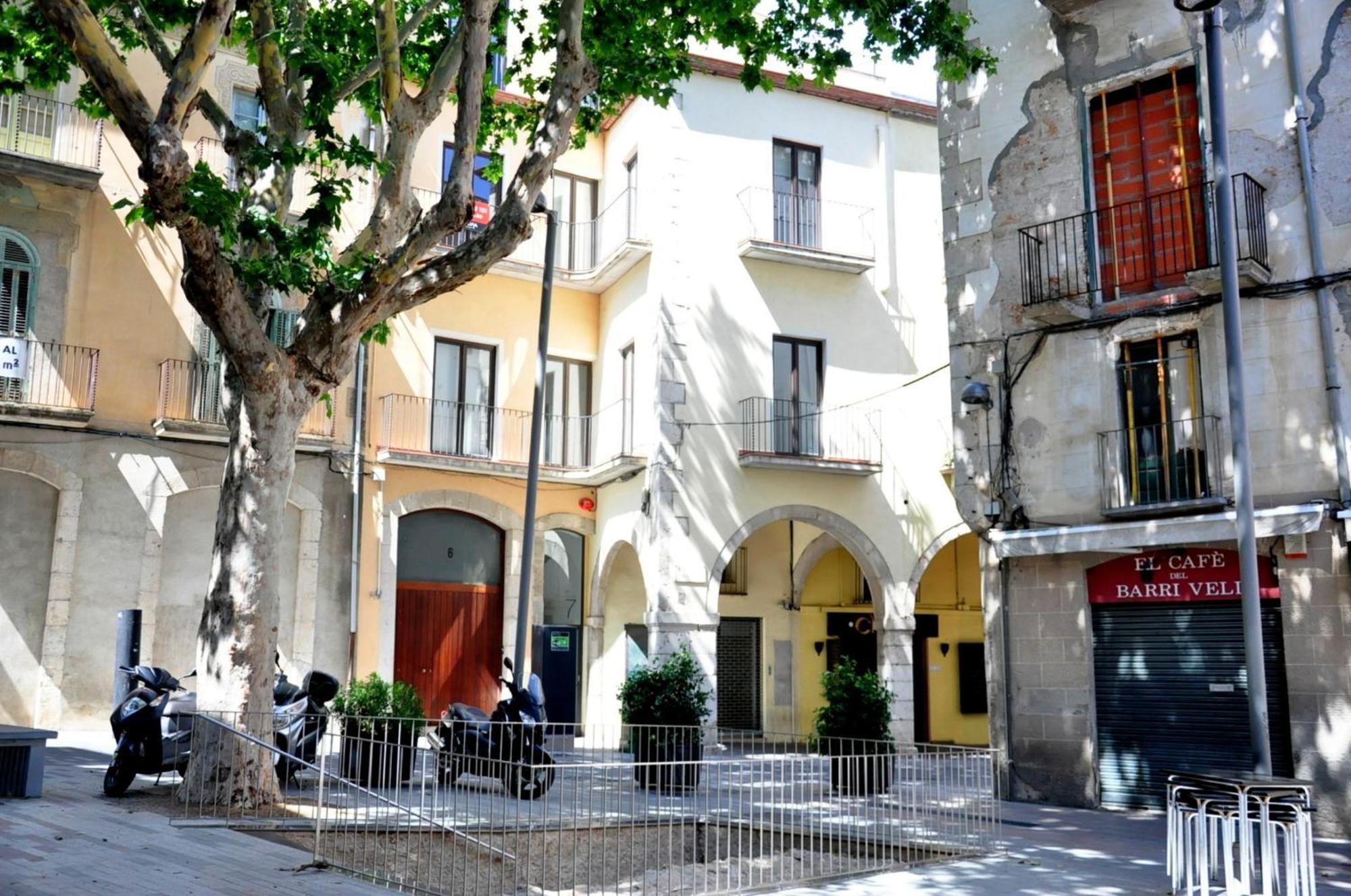 Apartament La Placeta Figueres ภายนอก รูปภาพ