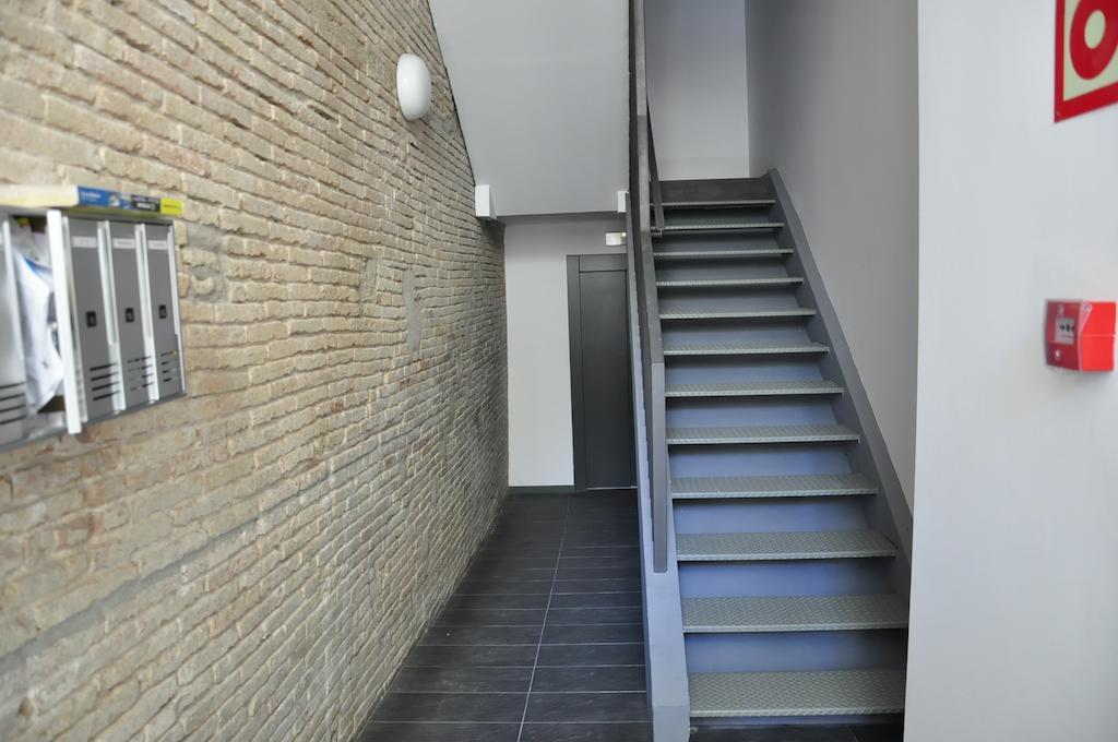 Apartament La Placeta Figueres ภายนอก รูปภาพ