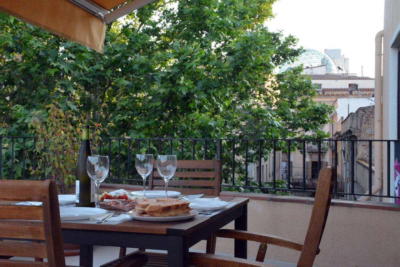 Apartament La Placeta Figueres ภายนอก รูปภาพ