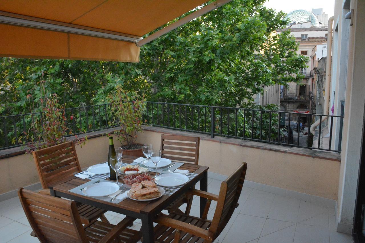 Apartament La Placeta Figueres ภายนอก รูปภาพ